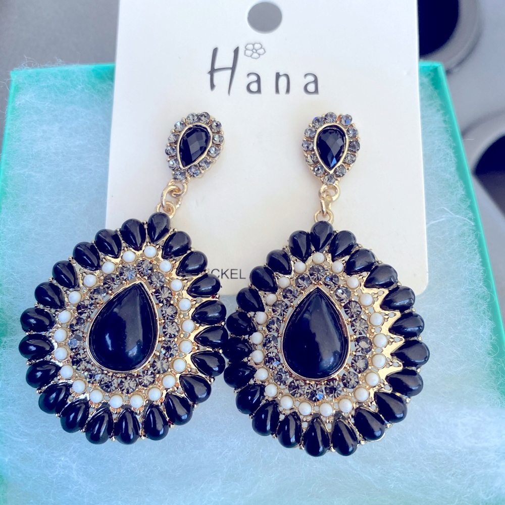 Black and purple rhinestone gothic earrings